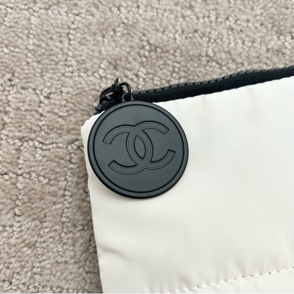 White Chanel Puffy Cosmetic Pouch - Picture 5 of 7